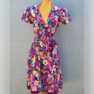 Betsey Johnson Floral Multicolor VTG Dress size 8 Y2K cup of coffee dress